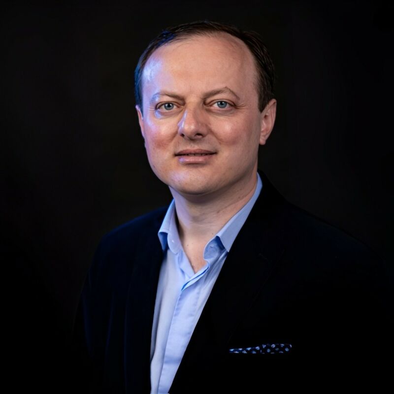 Răzvan BOLOGA